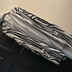 Lularoe mid length zebra print duster